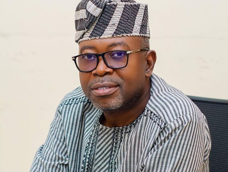 Mr. Tunde Akanni