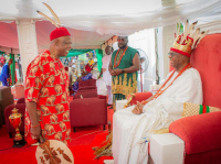 Retired Justice (Prof.) Peter N. C. Umeadi paying homage to the Obi of Onitsha, His Majesty, Nnaemeka Alfred Achebe, Agbogidi at the 2023 Ofala festival in Onitsha, Anambra state.
