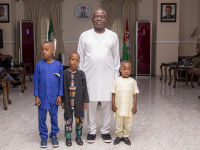 Governor Otti with the rescued children.